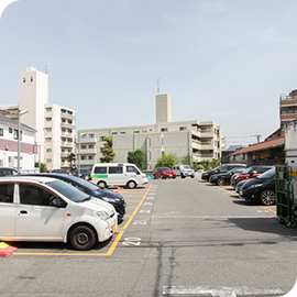 提携駐車場ありのためお車での受診も可能