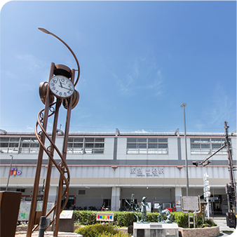 阪急曽根駅より徒歩1分の便利なアクセス