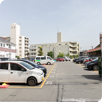 提携駐車場ありのためお車での受診も可能